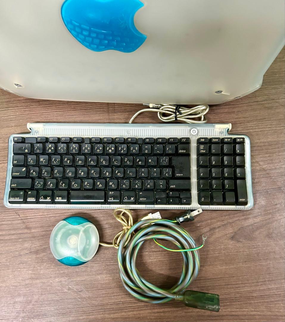 Apple Power Macintosh G3本体と純正キーボード&マウス