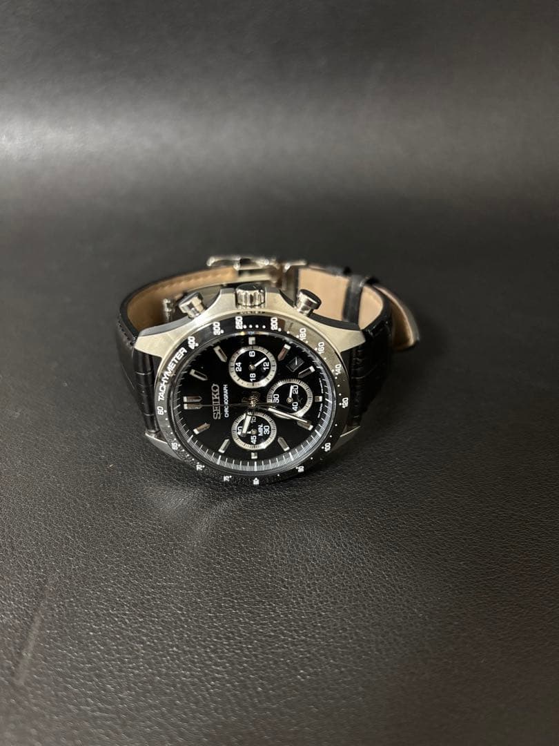 セイコー クロノグラフ ブラックレザー