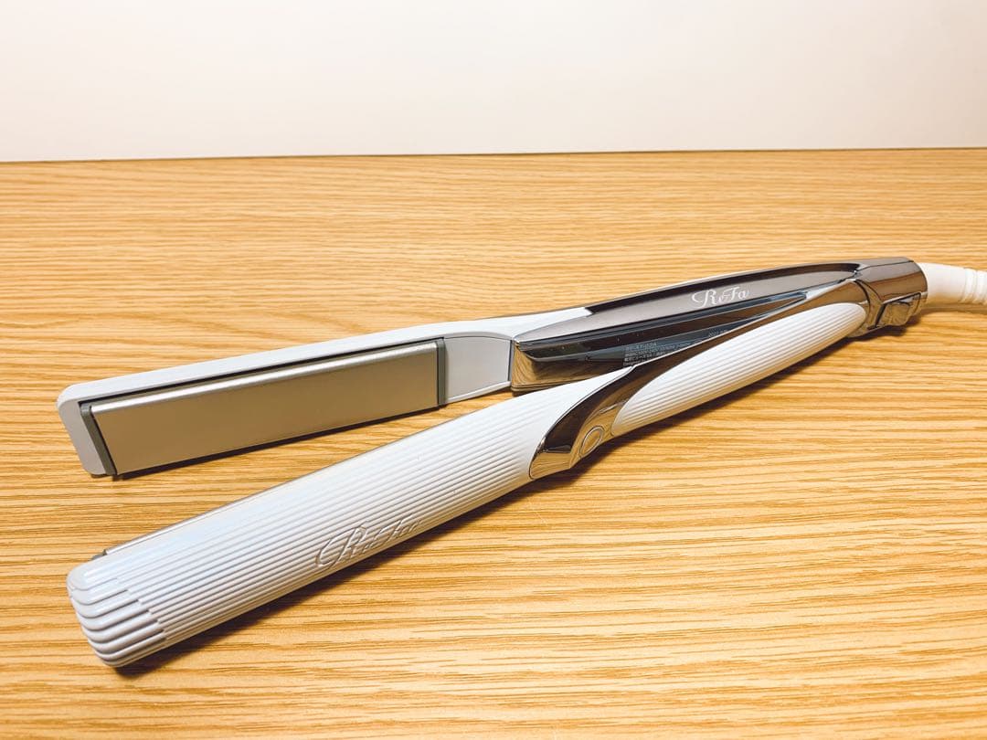【超美品✨】リファストレートアイロンプロ