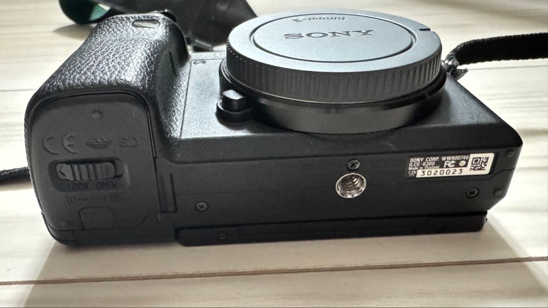 美品:SONY α6300 ミラーレス一眼 ブラック ボディのみ