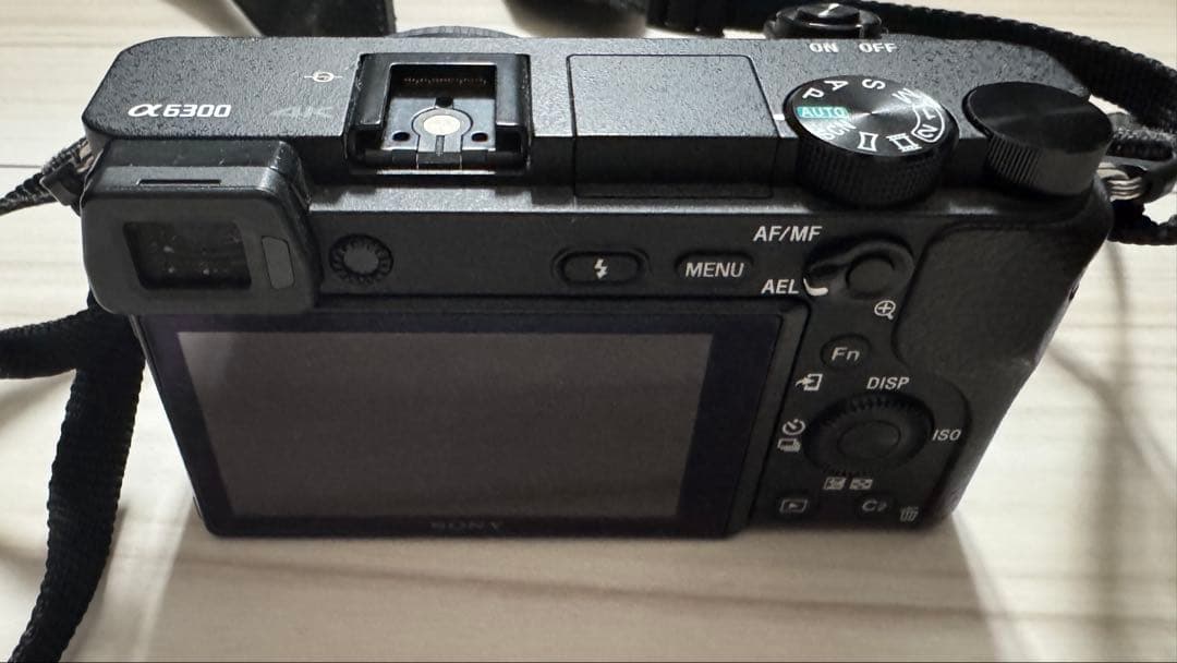 美品:SONY α6300 ミラーレス一眼 ブラック ボディのみ