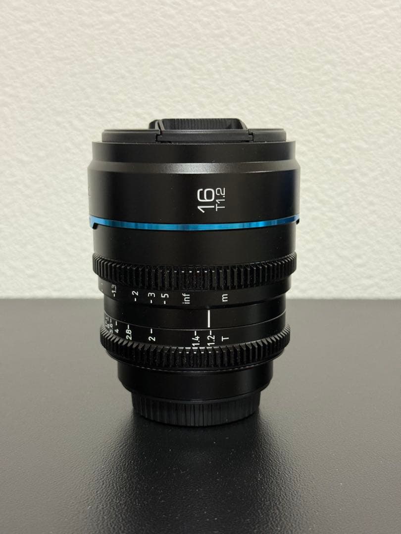 SIRUI Night Walker 16mm T1.2 S35 Eマウント