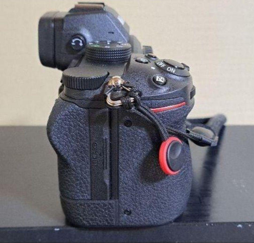 ケイNikon Z5 ニコン　Z5 ボディ