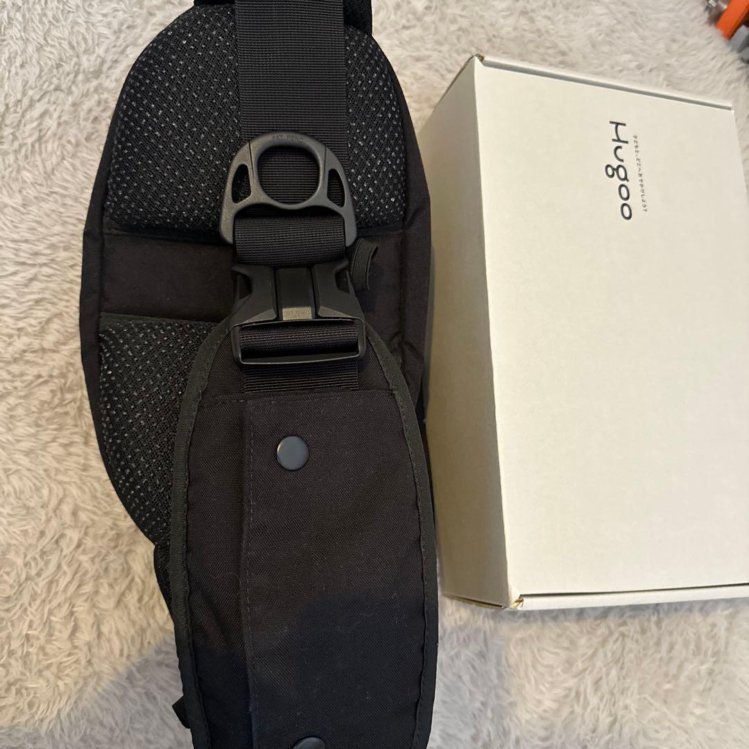 ハグー Hugoo ヒップシート 抱っこ紐 ショルダーバッグ 収納袋付き