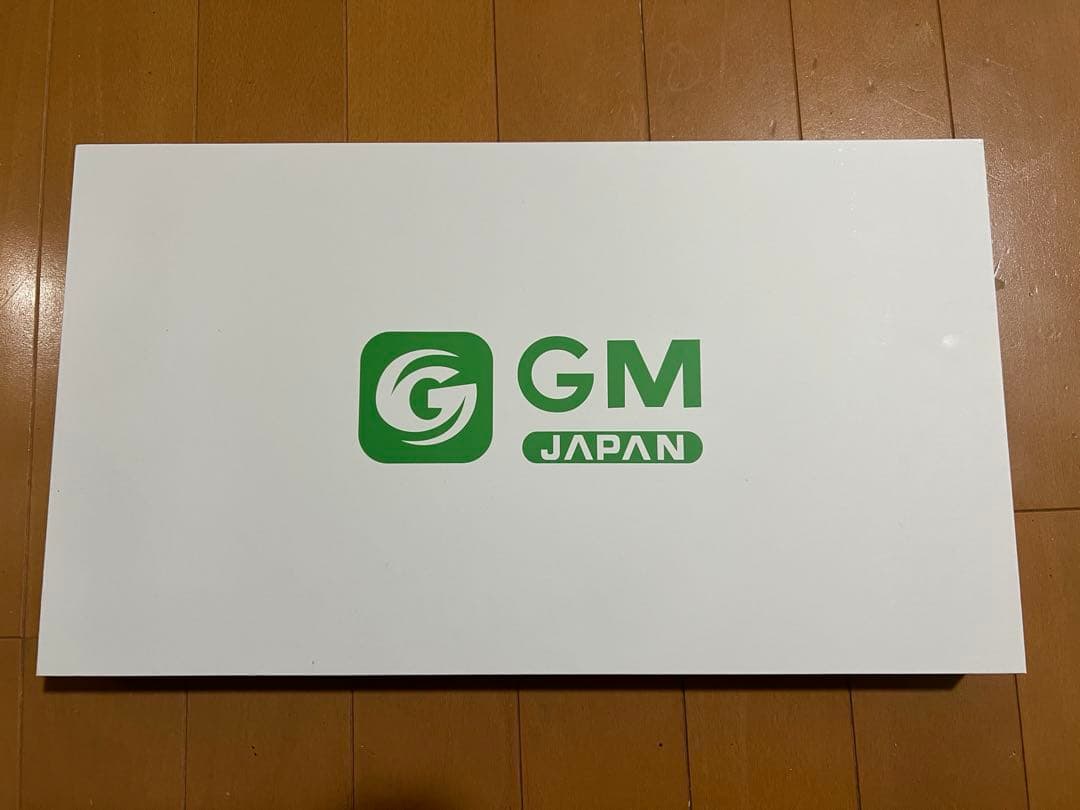 GM JAPAN ノートパソコン　薄型