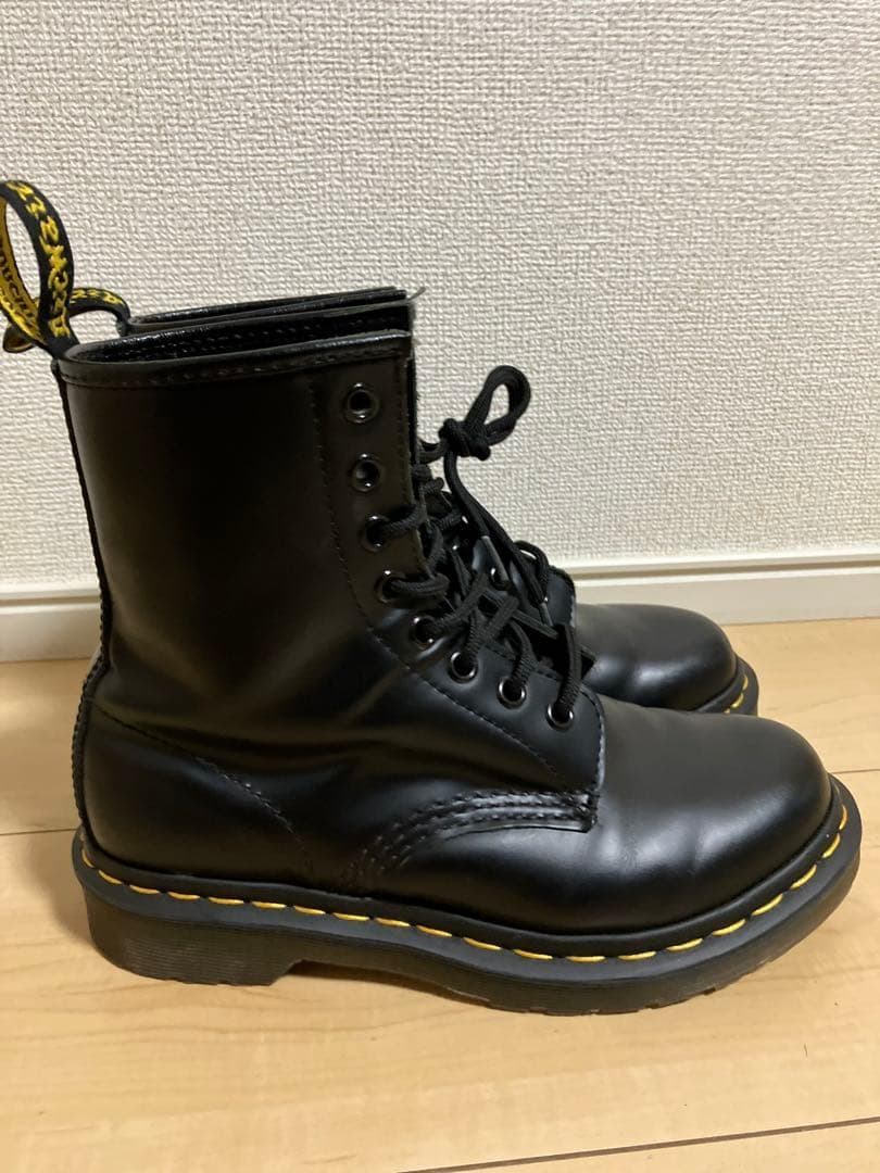 美品⭐︎Dr.Martens 1460 UK4 ブラック 8ホール　人気モデル