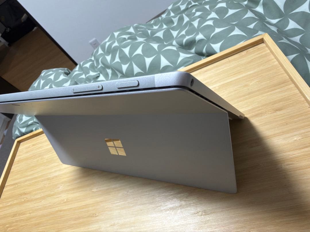 Windowsタブレット本体 Surface Pro 5 (i5-7300U 8+256GB)