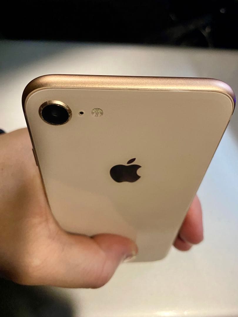 Apple iPhone 8 64GB ピンクゴールド　SIMフリー　美品　本体