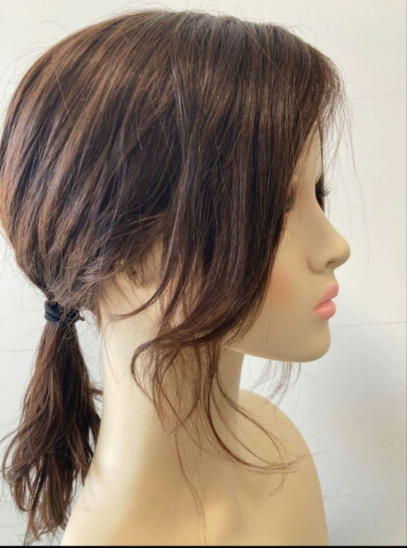 まるです。人毛ウィッグ　ウィッグ　パーマ　ミディアム　ロング