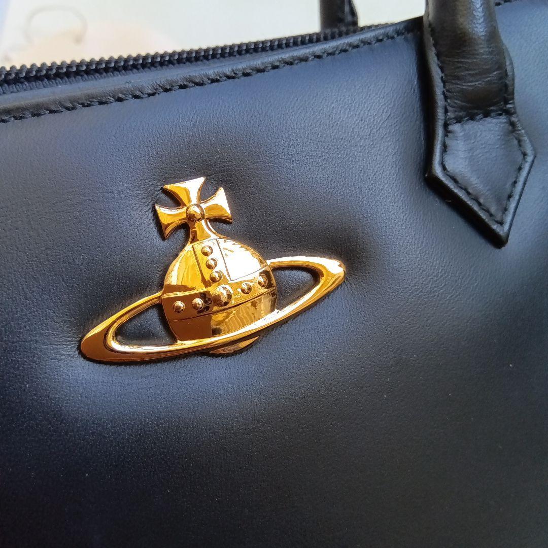 ヴィヴィアンウエストウッド　レザーハンドバッグ