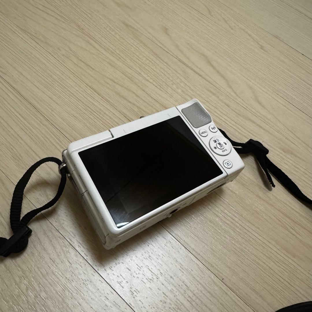 Canon EOS M100ミラーレスカメラ