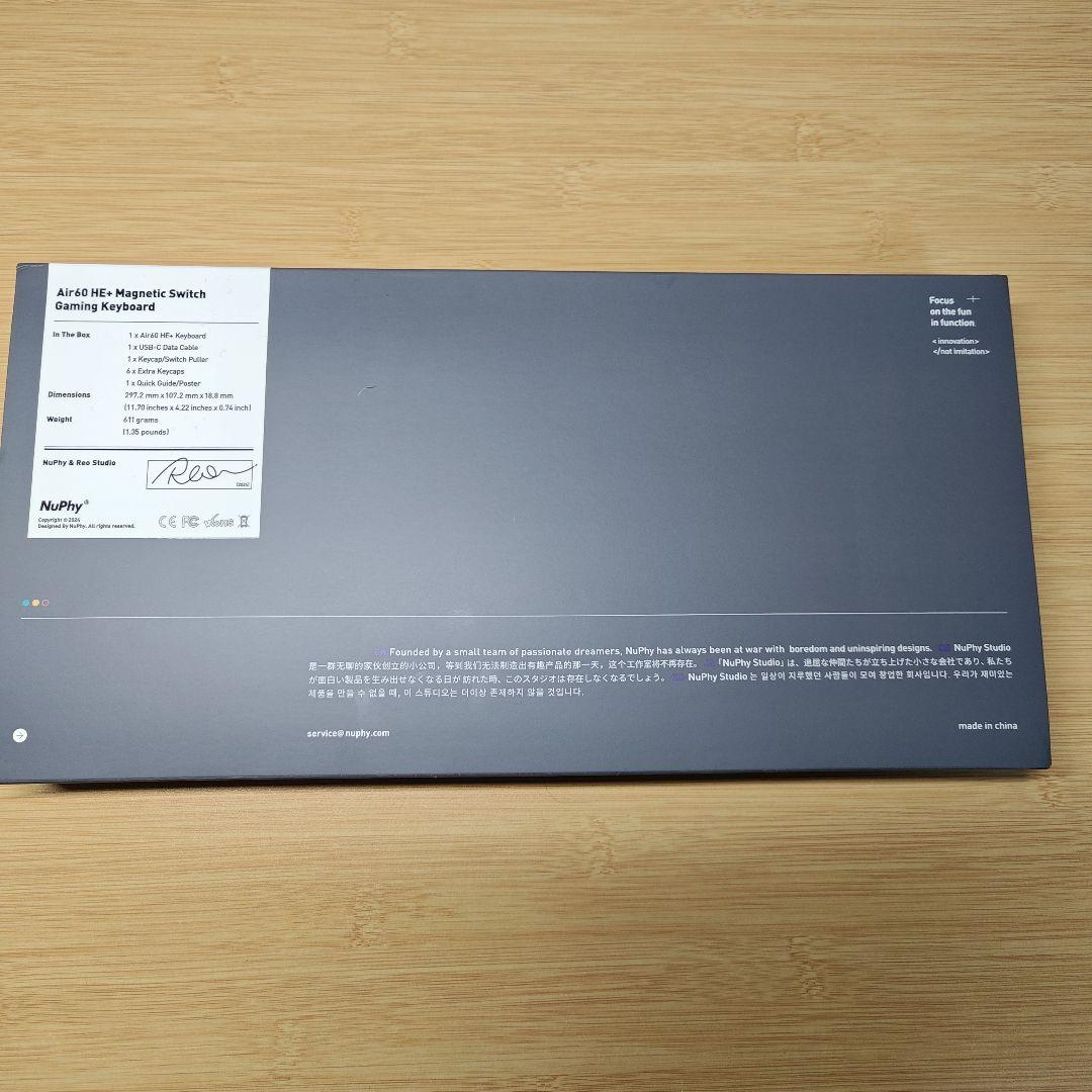 NuPhy AIR60 HE ロープロファイルラピッドトリガーキーボード
