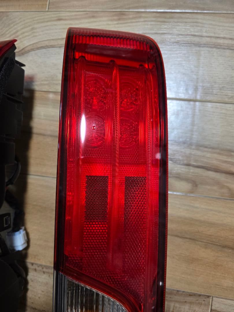 マークxo 中期　 新車外し　テールランプ左右セット