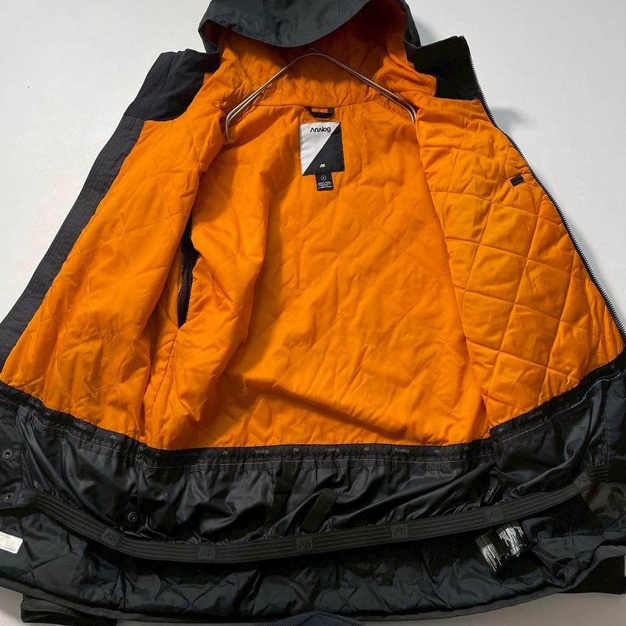 K*i様 【高機能】バートン アナログ スノーボードウェア 上下セット 中綿入り