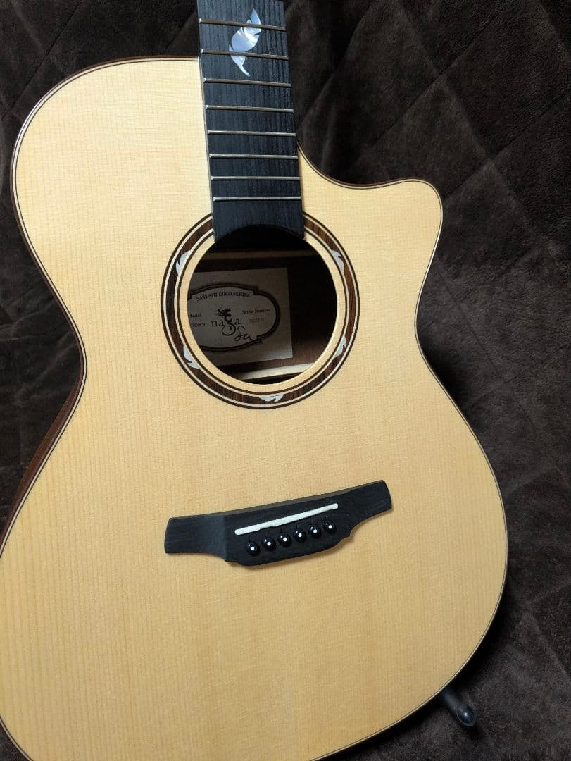 Naga Guitars　G-08OOC　値引き交渉します