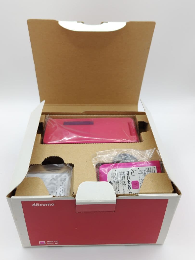 【お得！AC充電器付】docomo SHARP SH-11C ピンク 新品未使用
