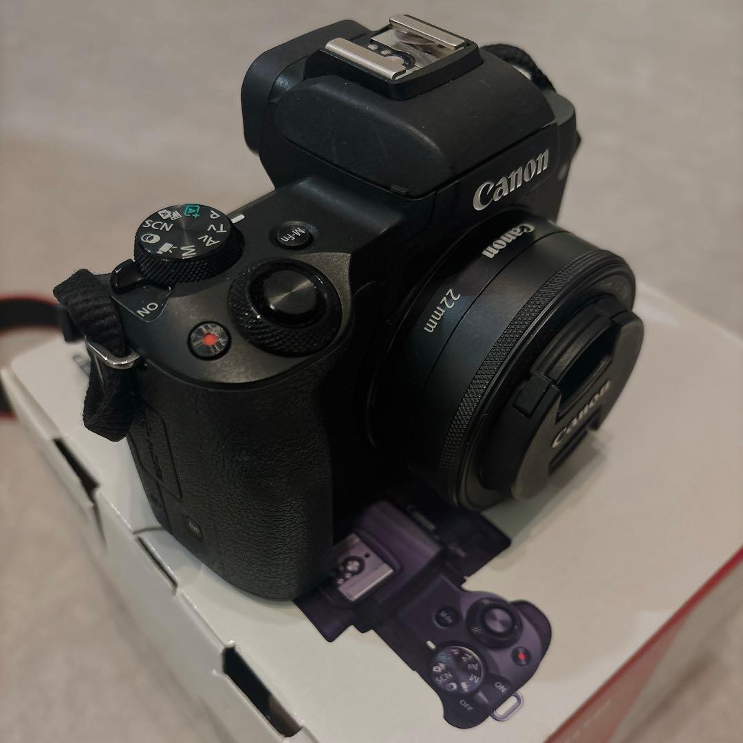 Canon EOS Kiss M2 ダブルレンズキット＋おまけ