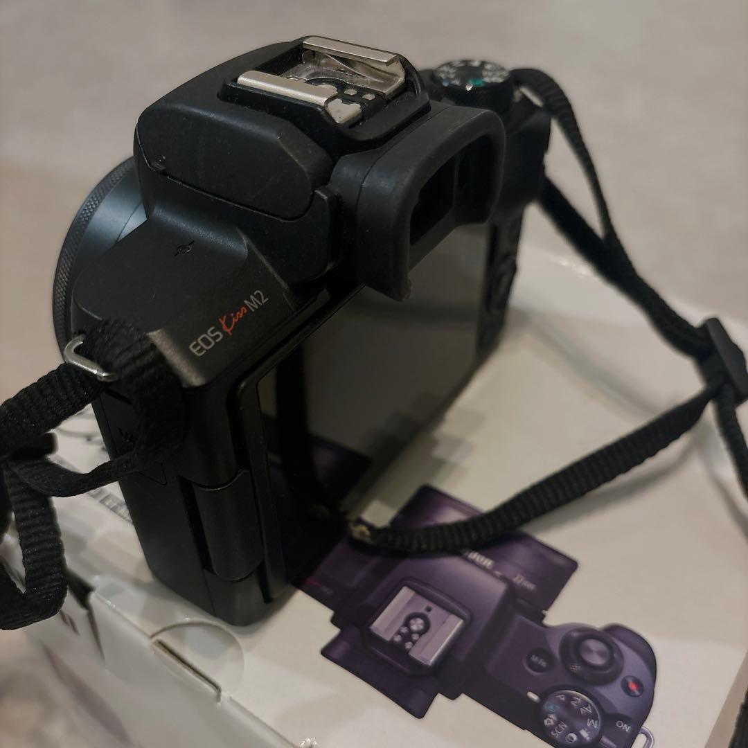 Canon EOS Kiss M2 ダブルレンズキット＋おまけ