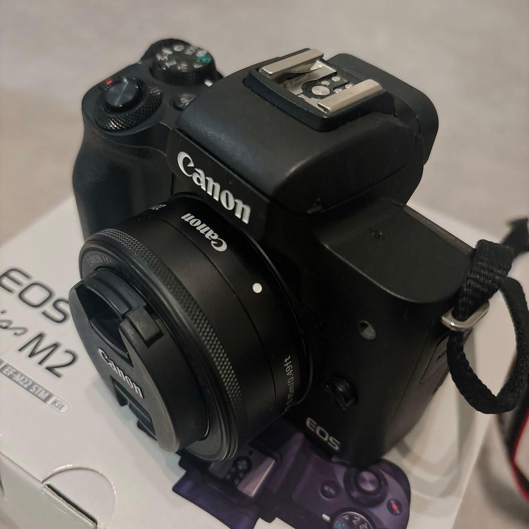 Canon EOS Kiss M2 ダブルレンズキット＋おまけ