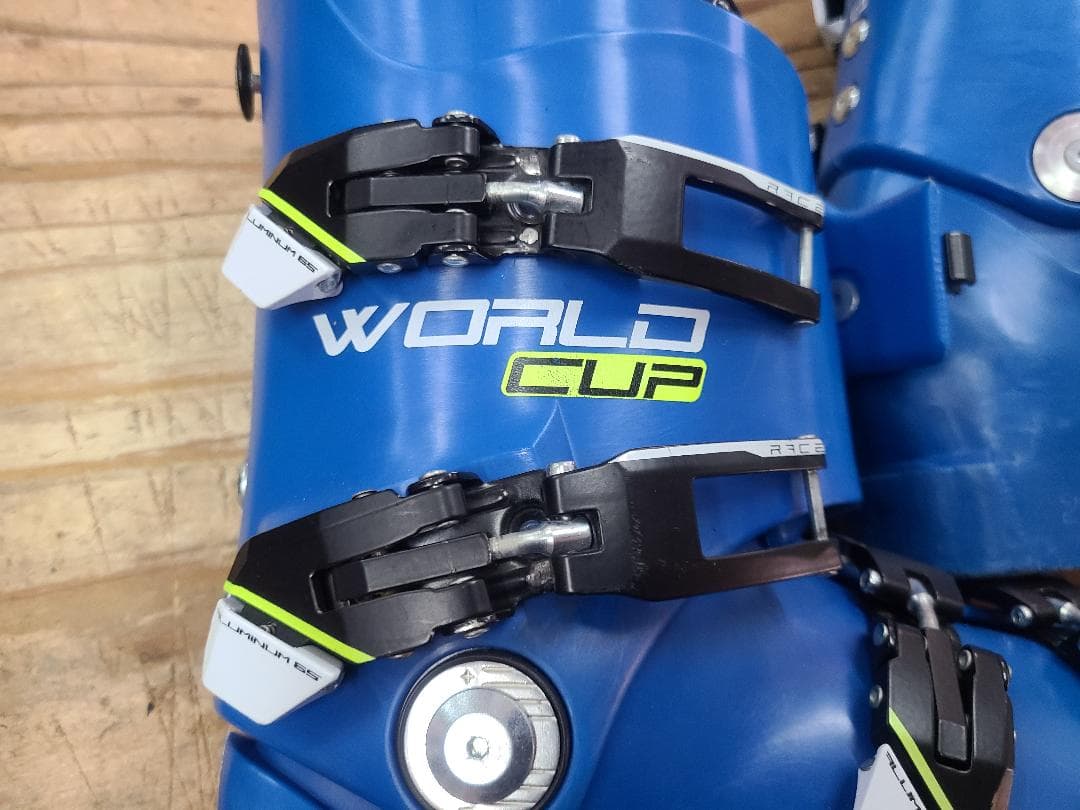 スキー 24-24.5 LANGE WORLD CUP ZB