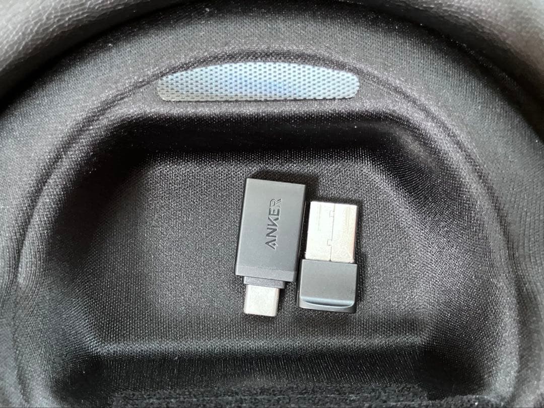 Anker PowerConf H700ワイヤレスヘッドセット 充電スタンド付属