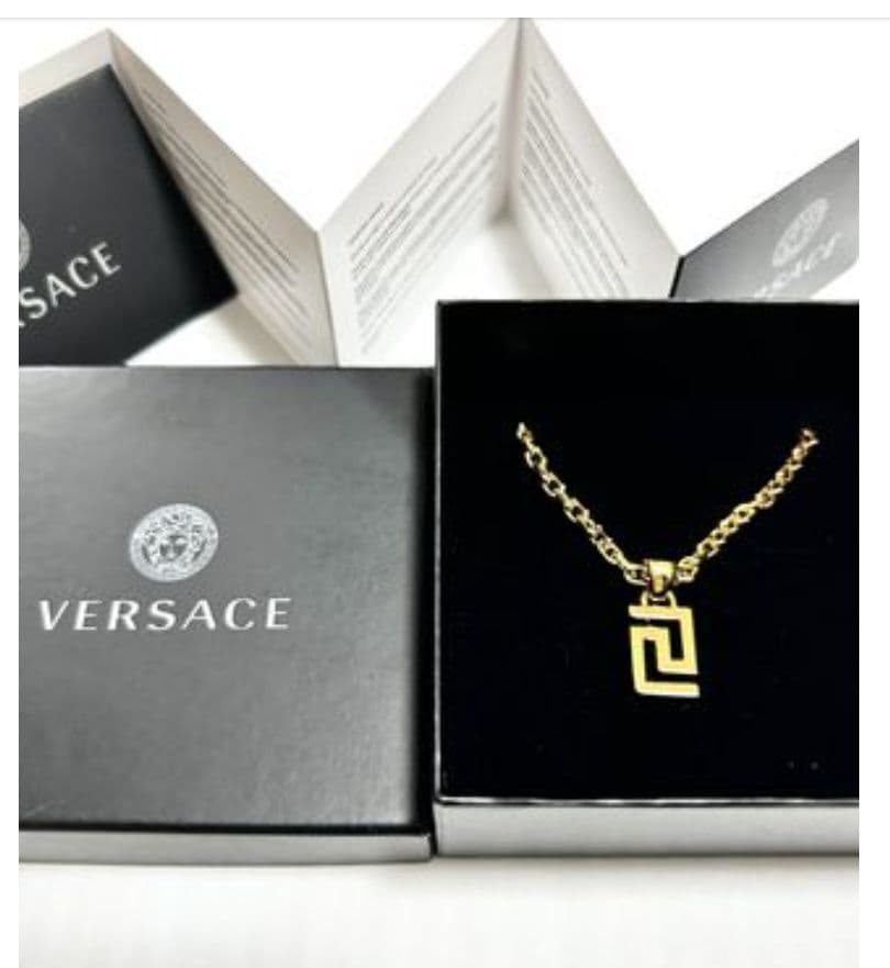 VERSACEメデューサとグレカモチーフの ネックレス