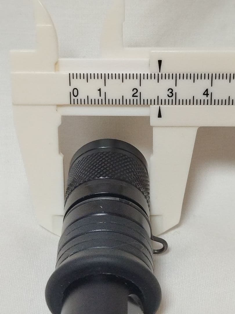 (J-38)SURE-FIRE Z2コンバットライト　希少キセノンランプ　旧ロゴ