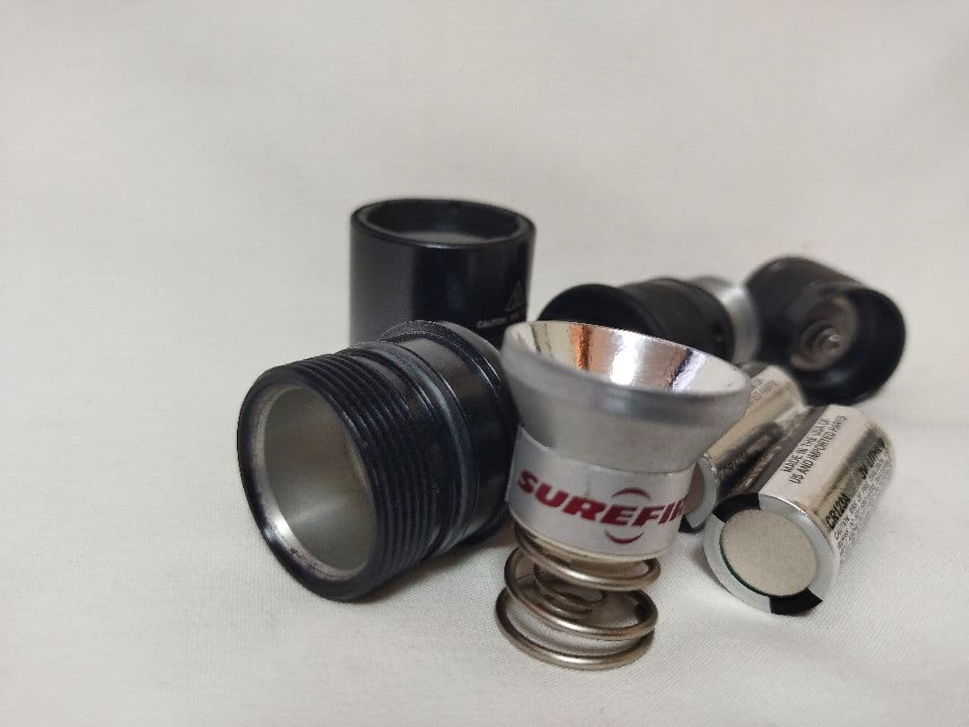 (J-38)SURE-FIRE Z2コンバットライト　希少キセノンランプ　旧ロゴ