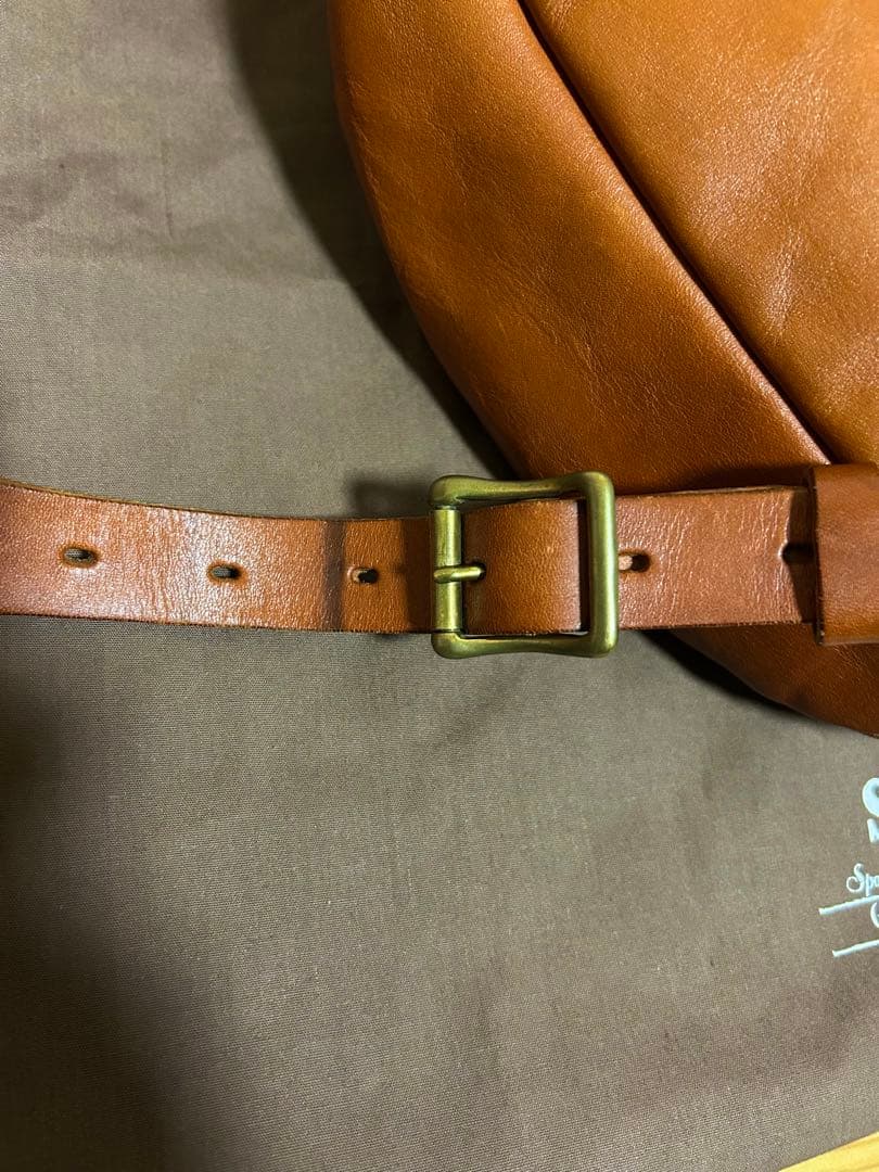 Slow スロウ ボディバッグ ファニーパック 栃木レザー