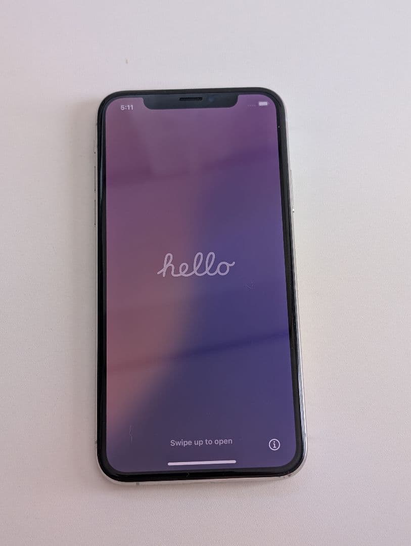 iPhoneXS シルバー 64GB