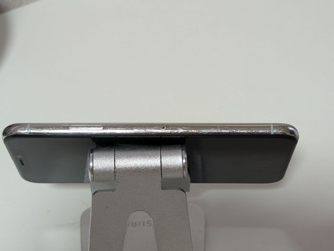 iPhoneXS シルバー 64GB