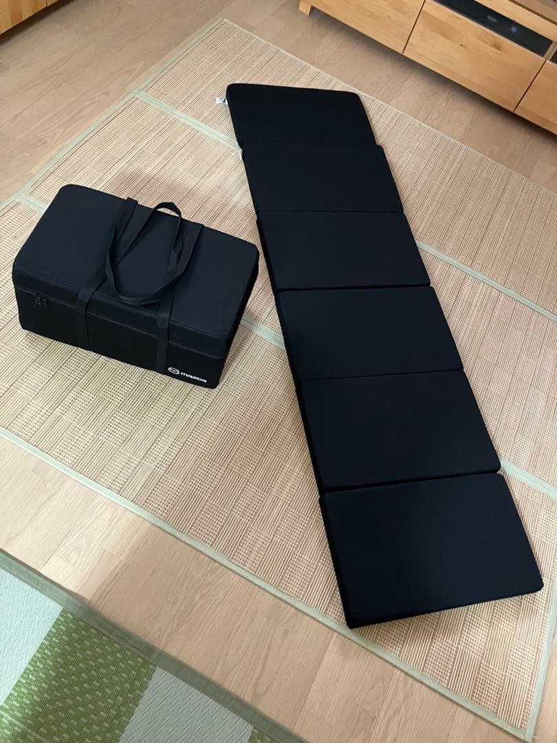 ★marru★ マツダ純正ベッドクッション ブラック 収納ケース付　1枚①