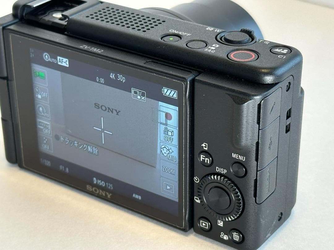 ★超美品 SONY ZV-1M2 カメラ グリプキット＋バッテリーチャージャー★