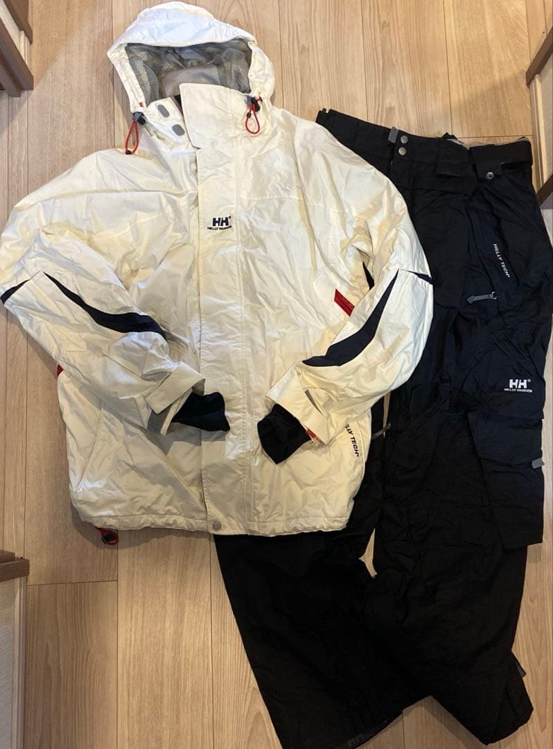 Helly Hansen スノーボードウェアセット