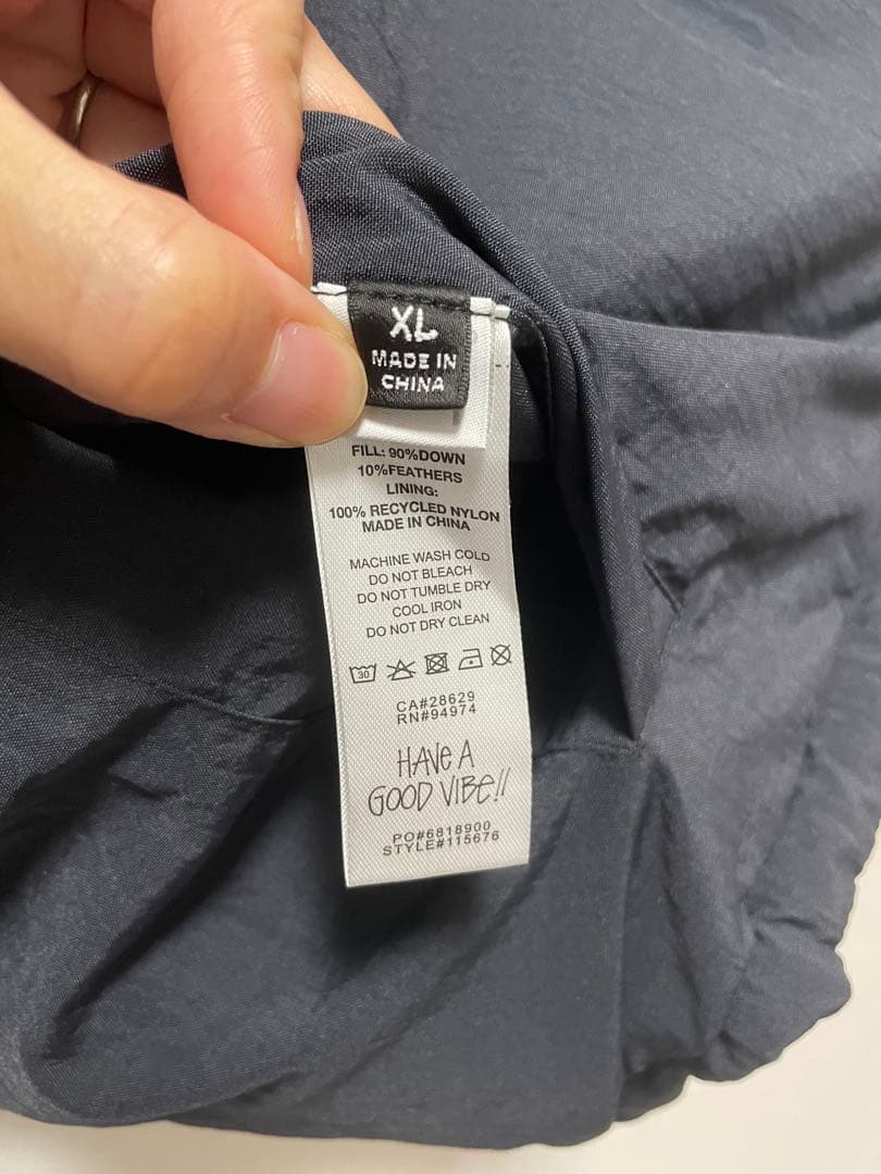 リバーシブル ダウンベスト black&blue