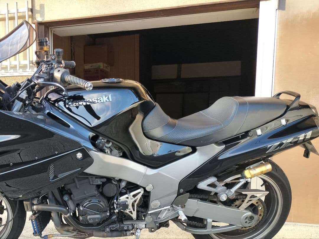 ZZR1100D zx11 コルビン シート カスタムシート