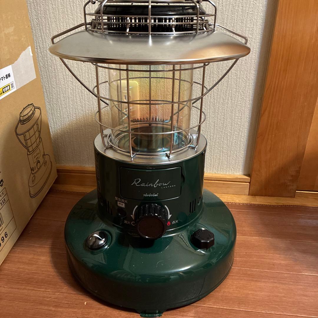 トヨトミ　レインボー　石油ストーブ　グリーン