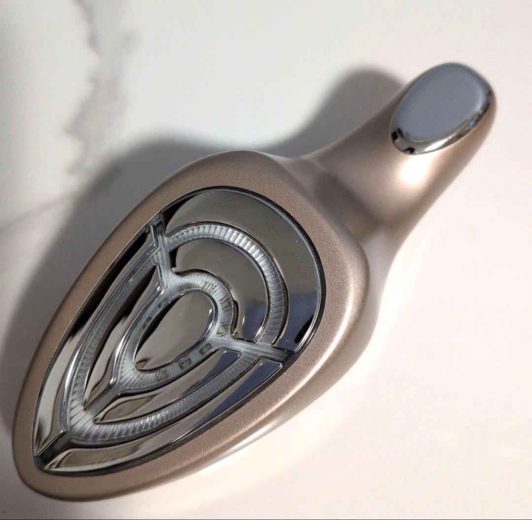 ME LA BOUM Eclat ミーラボン エクラ　美顔器　全身使えてお得