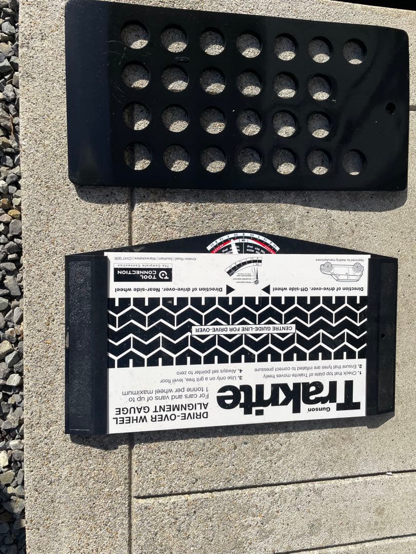 Trakrite ドライブオーバー ホイール アライメントゲージ