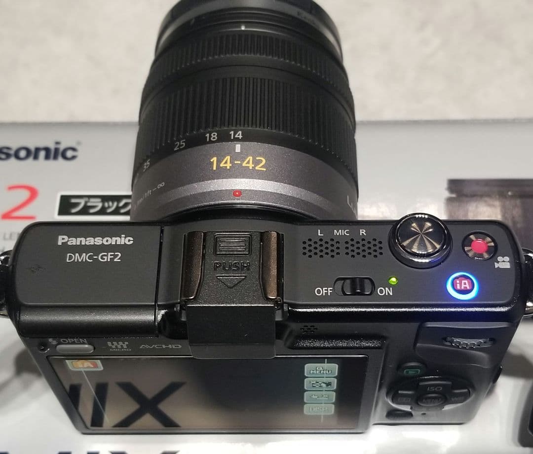 【極美品】パナソニック LUMIX GF2 ダブルレンズキット　オマケ付き