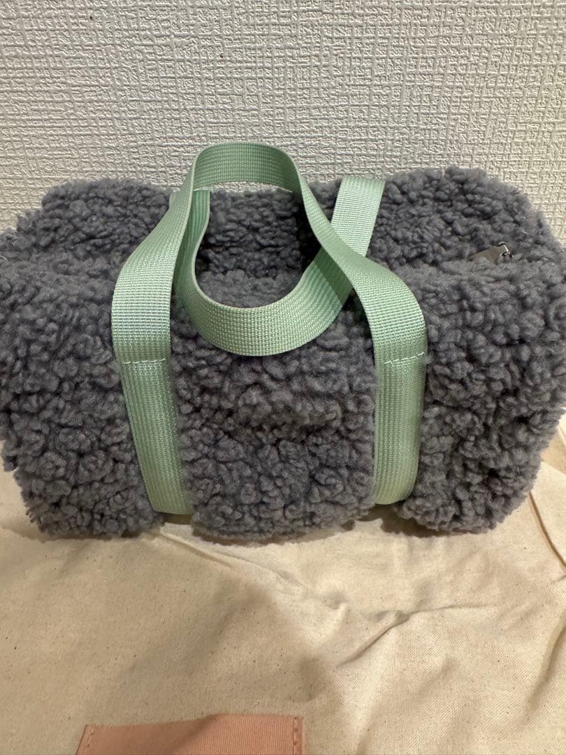 バッグ minitmute Shearing Tote Ash