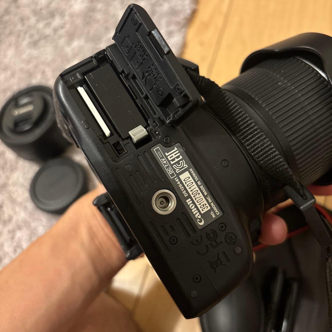 【ほぼ新品】【付属品多数】Canon EOS Kiss X7 ダブルズームキット