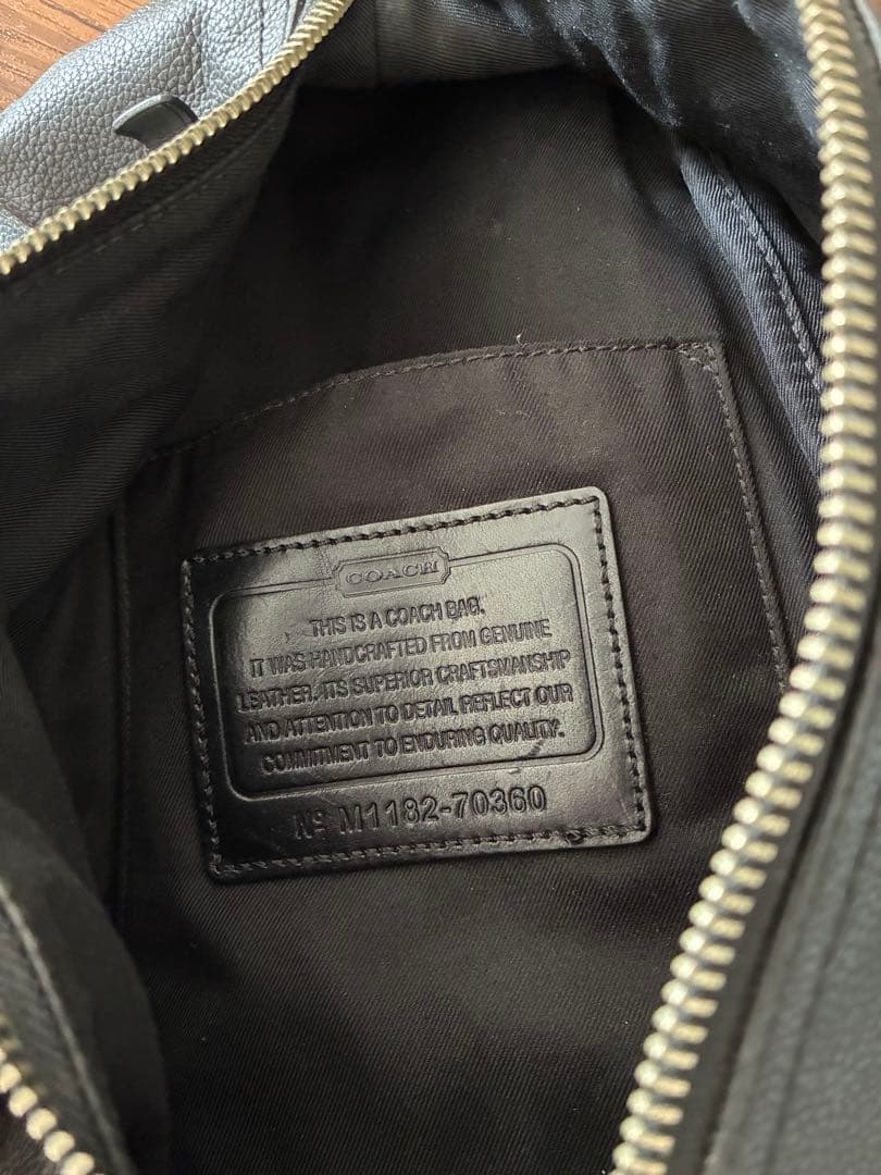 COACH ブラック ボディバッグ 中古品