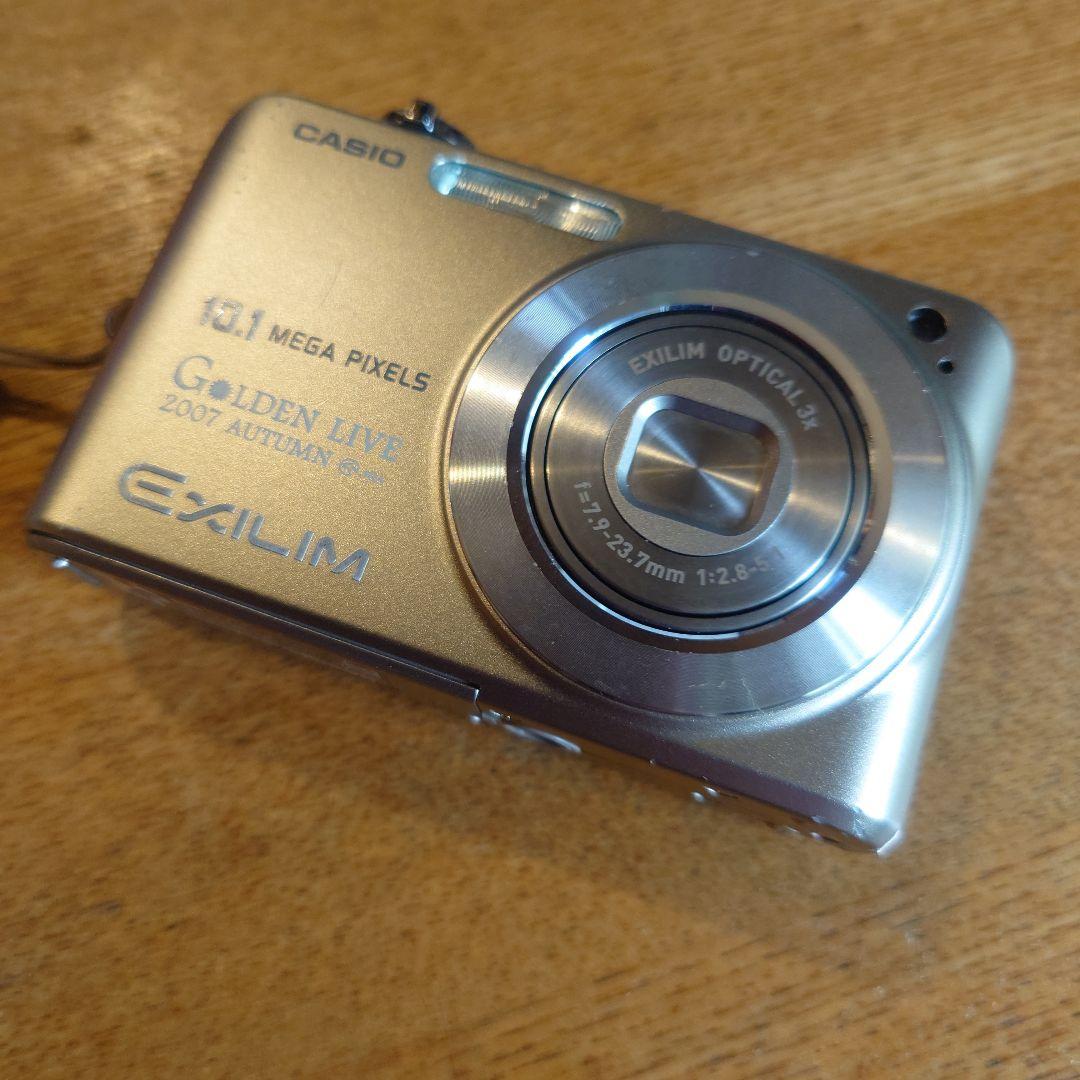 CASIO　EXILIM　液晶デジタルカメラ
