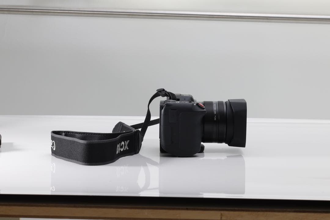 CANON XC10 4K 業務用ムービーカメラ