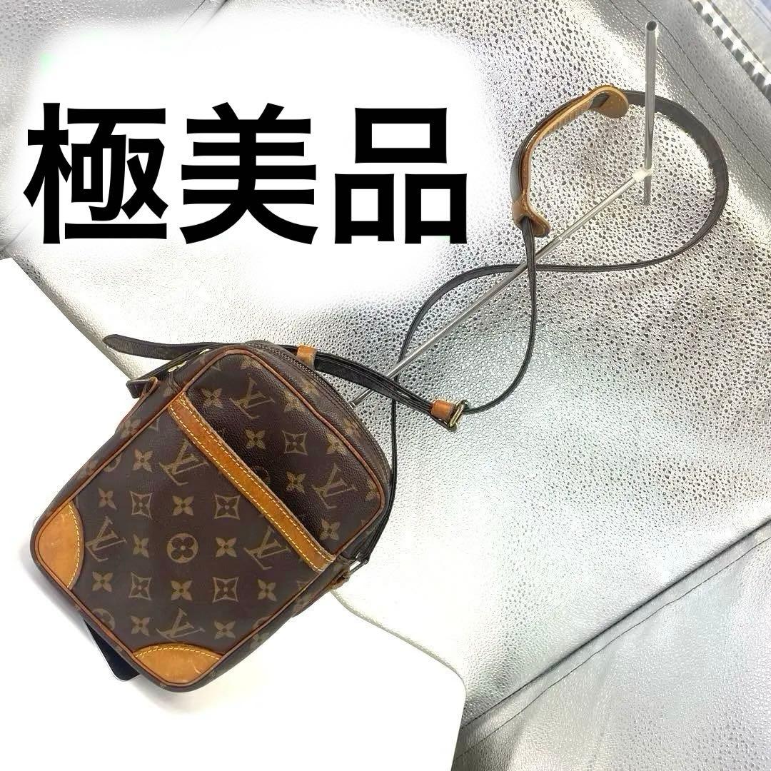 LOUIS VUITTON ルイヴィトン　ダヌーブ　ショルダーバッグ