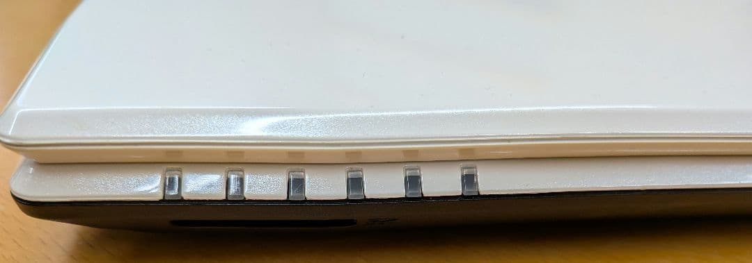 富士通 FMV LIFEBOOK AH53/S　Windows11