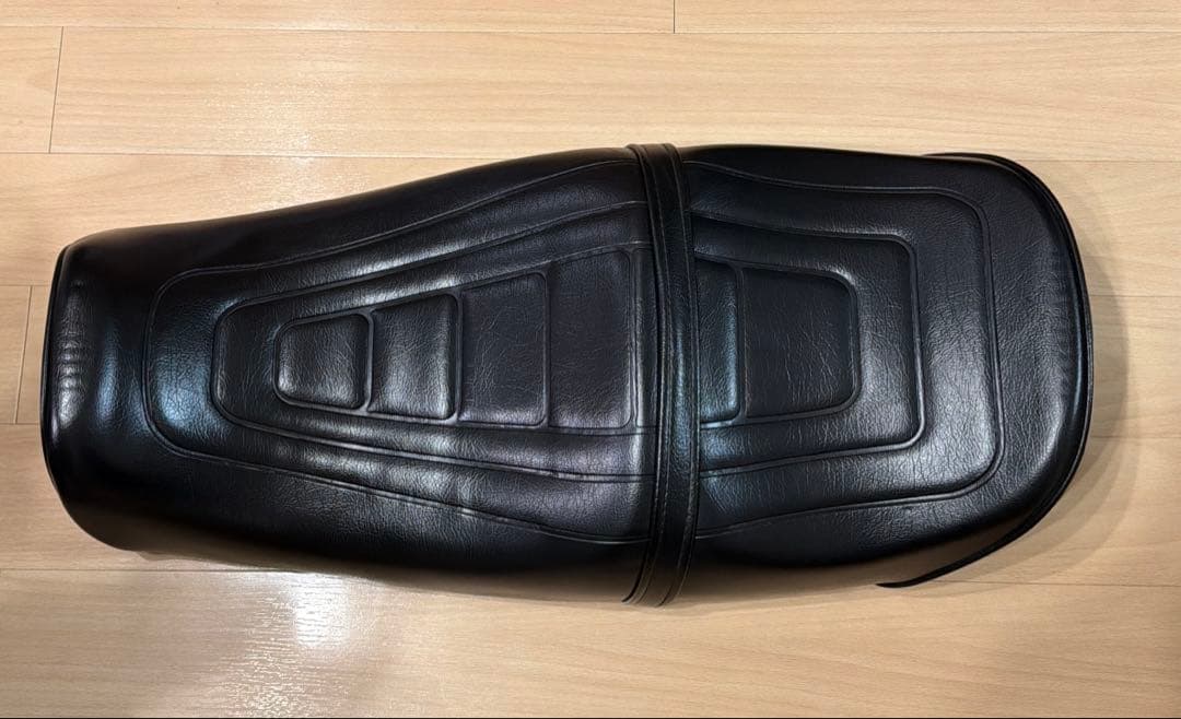 【美品】HONDA ジェイド用 CBX風シートあんこ抜き MC23