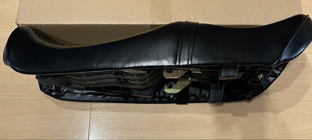 【美品】HONDA ジェイド用 CBX風シートあんこ抜き MC23