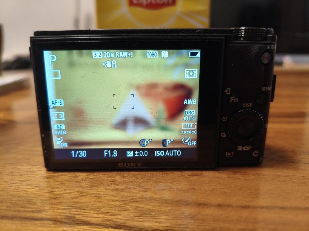 デジタルカメラ SONY Cyber-shot DSC-RX100m3